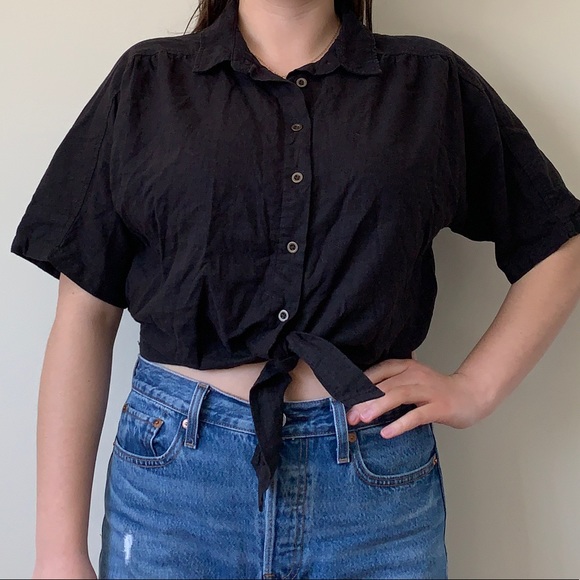 💛Urban Outfitters Cropped Button Down Blouse - Picture 5 of 8
